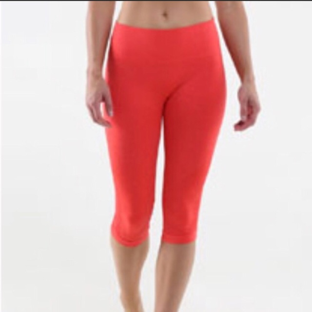 Lululemon In the Flow Crop